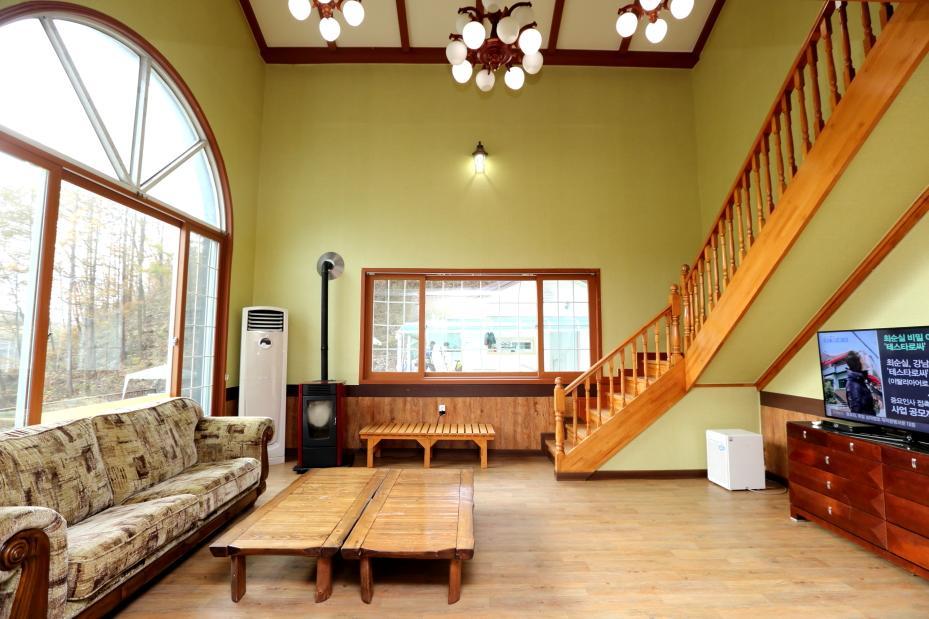 Pinearoma Pension Hongcheon Exterior foto